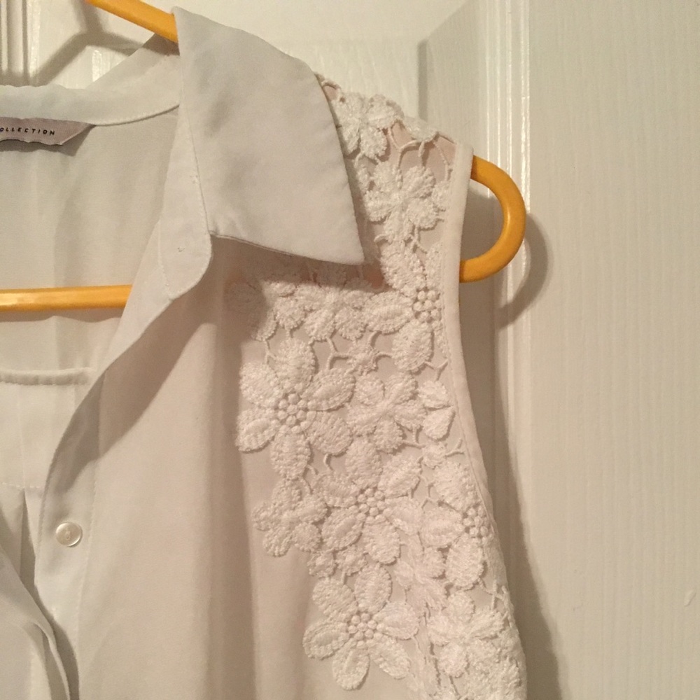 曆 M&S off white embroidered Top 曆